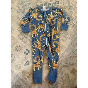 Bonds Blue Brown Giraffe Crew Neck One Piece Pajama Size 6-12 Months